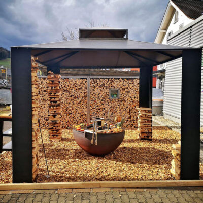 Grillpavillon, Schwarz